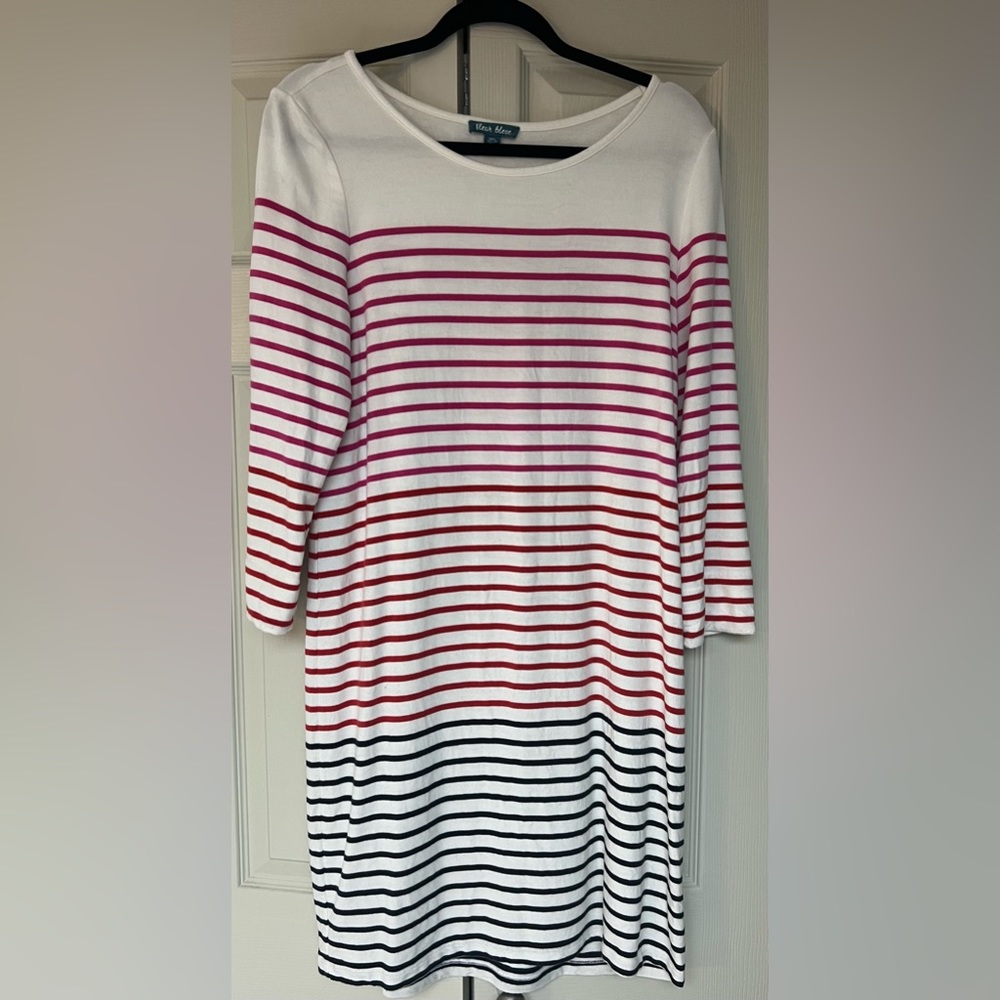 GUC Casual tshirt dress Fluer Bleue Size Large